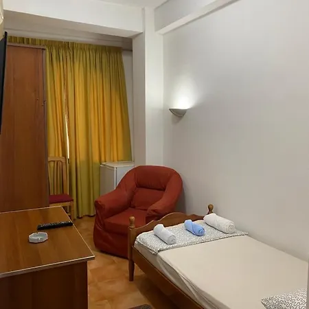 ~villa Gloria~ 3*