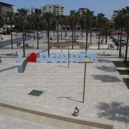 ~villa Gloria~ Durres